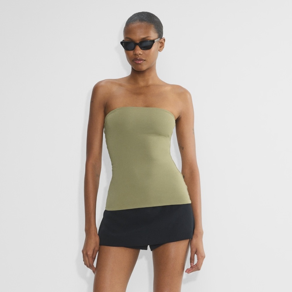 Aritzia Babaton CONTOUR TUBE TOP